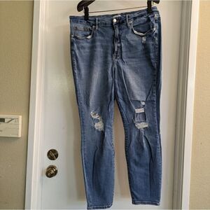 Good American distressed denim jeans